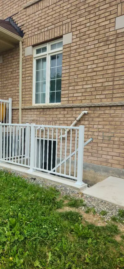 2 bed 1 bath basement near Walmart mississauga road