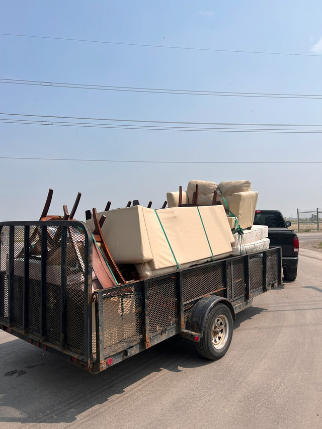 ( $15 & up ) JUNK REMOVAL/ TRASH HAULING #587-438-4855 in Other in Calgary