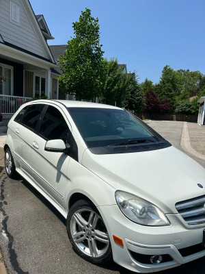 Mercedes B200