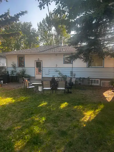 Roommate wanted! $1050 inc ALL utilities. Move in July 15-Aug 1