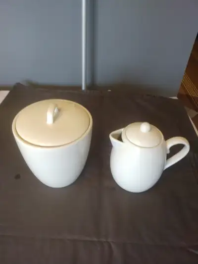 Vintage Starbucks Ceramic Coffee beans jar and Teapot with lids. No cracks, chips or stains. Will se...