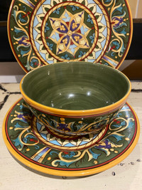 Dishes and decorative bowl 