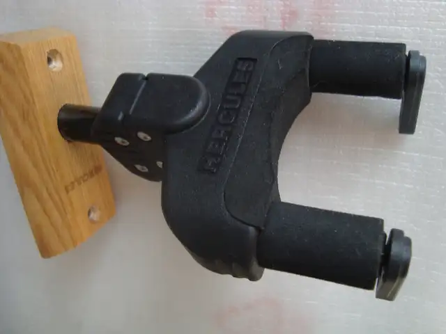 MXR pedals / HERCULES guitar Hanger in Amps & Pedals in Ottawa - Image 3