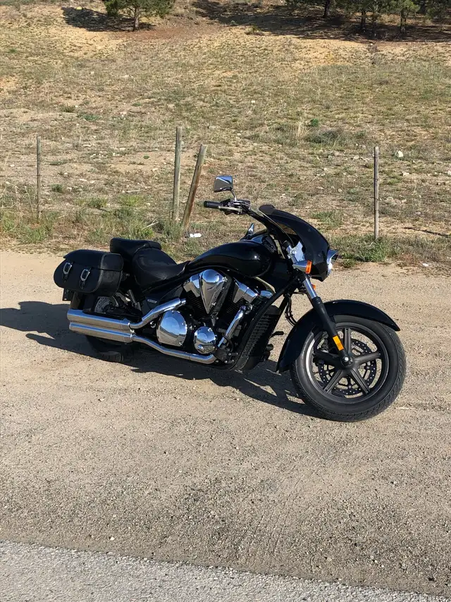 Honda stateline Cruiser Motorcycle in Street, Cruisers & Choppers in Penticton - Image 5