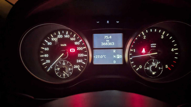 2007 Mercedes GL320 for sale in Cars & Trucks in Mississauga / Peel Region - Image 2