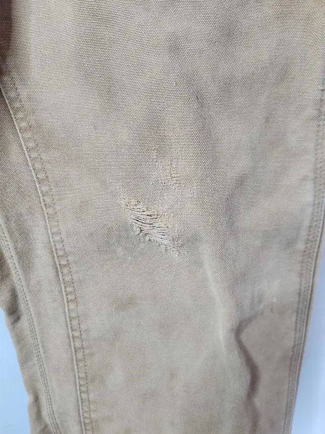 Vintage Mens Carhartt Pants 32x30 in Men's in Hamilton - Image 8