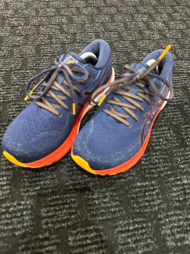 Asics Kayano 29 size US 8.5 in Men's Shoes in Mississauga / Peel Region - Image 3
