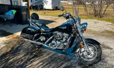 A veritable ‘couch on wheels’ Very comfortable, very capable freedom machine. Regularly serviced by...