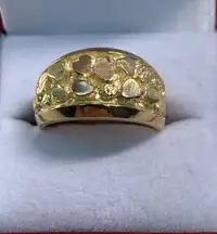 BRAND NEW!!!! MENS 10K Yellow Gold Nugget Ring