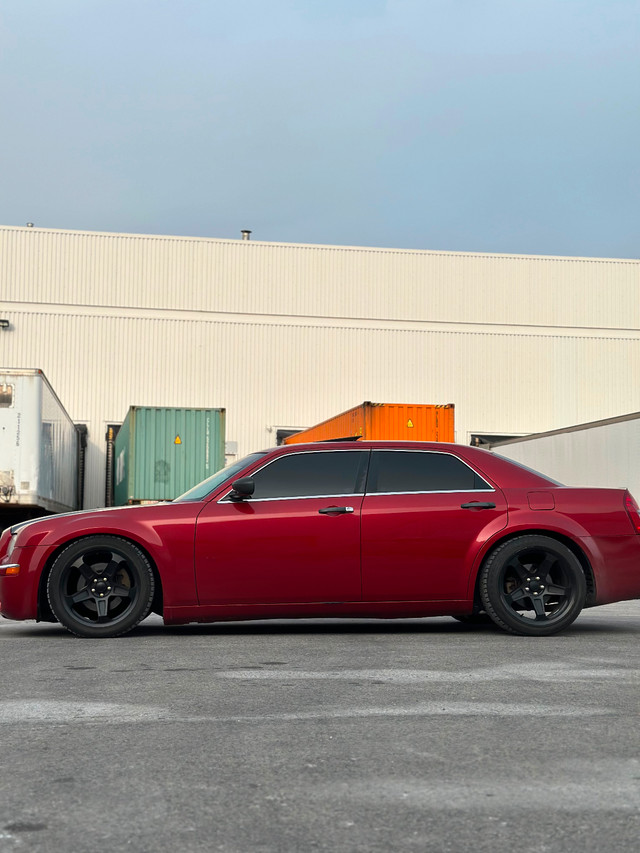 Chrysler 300 in Cars & Trucks in Mississauga / Peel Region - Image 4