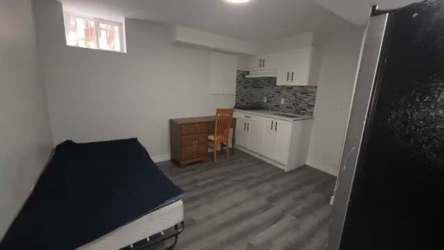 Bachelor Studio $900 in Long Term Rentals in Oshawa / Durham Region - Image 2
