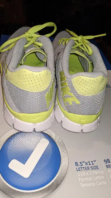 Nike Flex Supreme Supreme TR 2 Running Shoes in Men's in Mississauga / Peel Region - Image 3