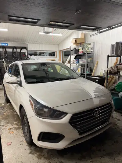 Hyundai Accent GL 2018 Automatique Hatchback Traction avant Caméra de recul Apple CarPlay/Android au...