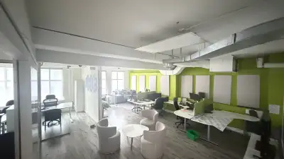 Newly Renovated Private Office in Downtown Toronto. Bay & Dundas, fully renovated private office (ov...
