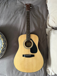Brand new Yamaha acoustic guitar F325D