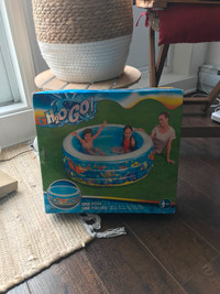 Petite piscine pour enfant