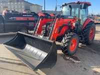 2019 KUBOTA 7060 CABBED TRACTOR WITH LOADER