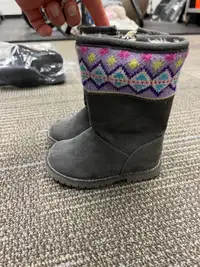 Trendy baby toddler boots