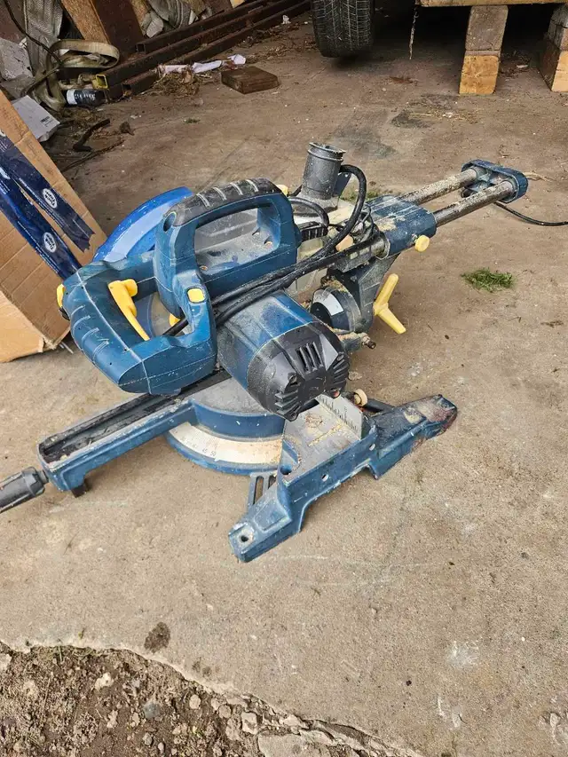 Sliding Compound Mitre Saw in Power Tools in Leamington - Image 3