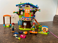 Lego Friends Mia's Tree House 41335