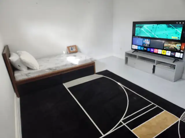 Fully Furnished room for rent