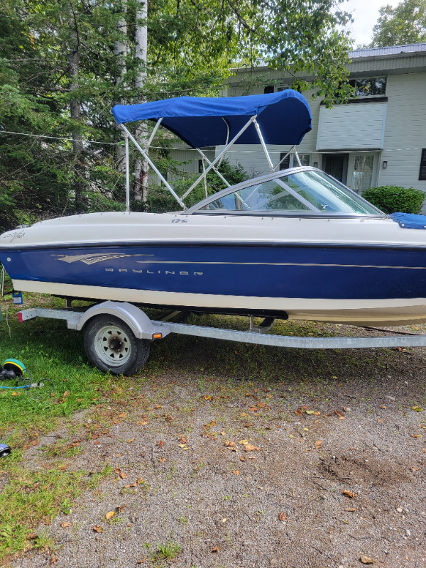 Bateau bayliner dans Vedettes et bateaux à moteur  à Saguenay - Image 2