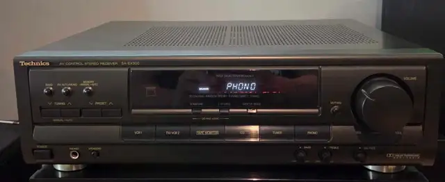Technics SA-EX300 AV Control Stereo Receiver in Stereo Systems & Home Theatre in Oshawa / Durham Region - Image 2