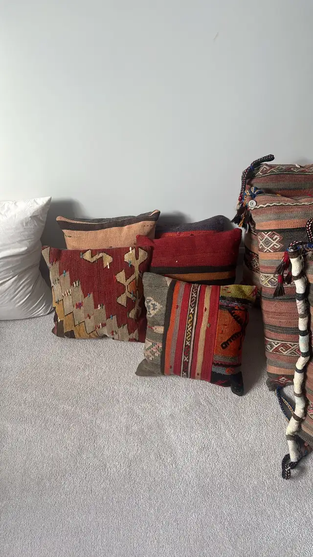 wool cushions, rugs  in Home Décor & Accents in Ottawa - Image 5