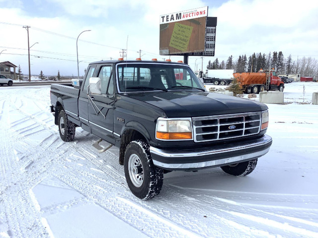 #24DF - 1994 Ford F250 4X4 Extended Cab Pickup Truck in Cars & Trucks in Regina - Image 2