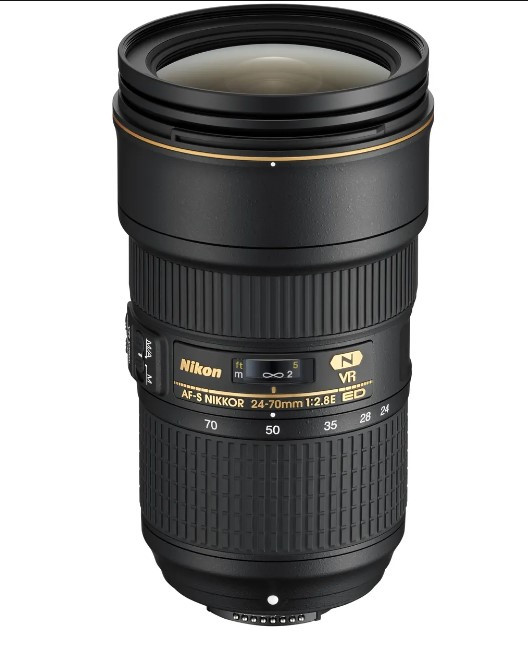Nikon Lentille 24-70mm 1:2.8 in Cameras & Camcorders in West Island