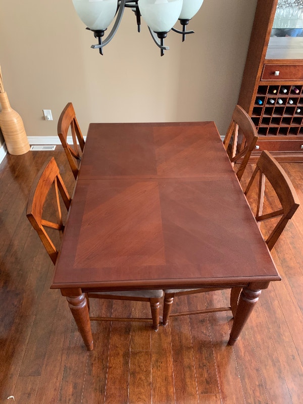 Broyhill Dining Room Set Dining Tables & Sets Ottawa Kijiji