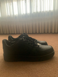 Black Air Force 1 brand new (size 12)