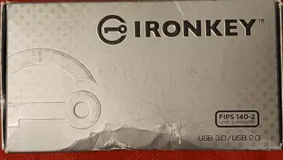 New! Kingston Ironkey D300 Encrypted Flash Drive - 8Gb FACTORY SEALED!!! **FIPS 140-2 Level 3 certif...