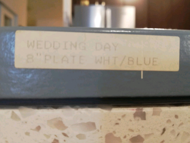 WEDGWOOD JASPER WARE WEDDING DAY PLATE in Arts & Collectibles in Markham / York Region - Image 2
