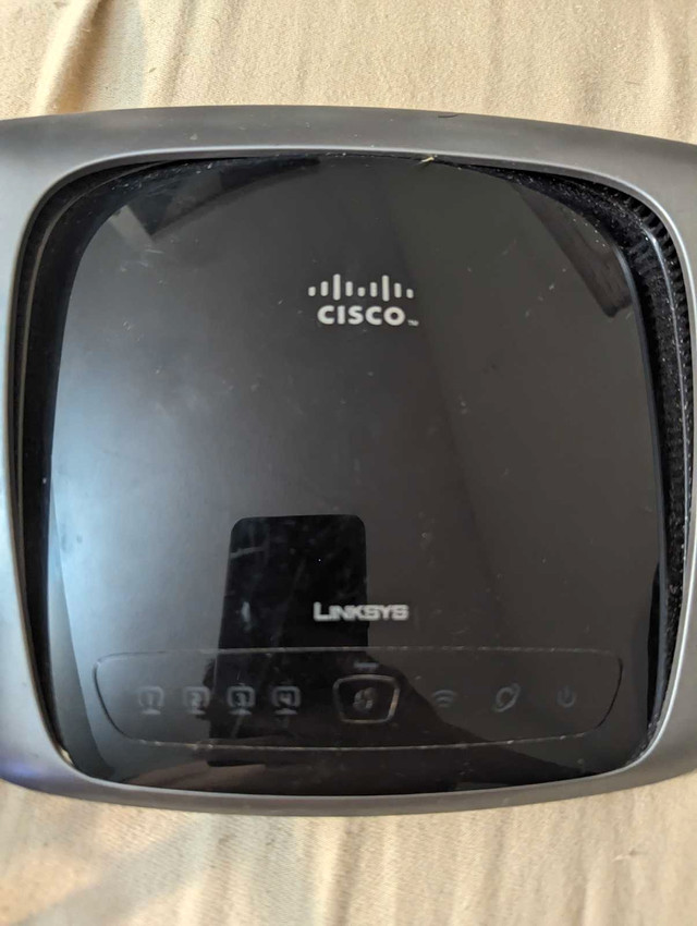 Linksys by Cisco wireless N gigabit router. Asking 10 in Networking in Edmonton