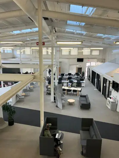 Three H Parkway Benching & Open Plan Office Condition: Excellent Dimension: 54"x30"x29" Quantity: 20...