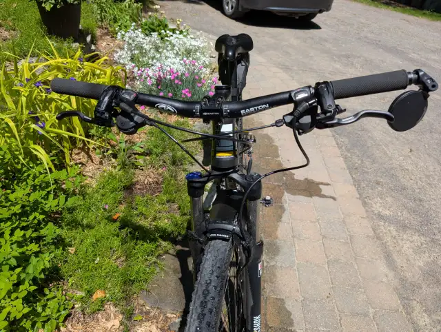 Opus Avro 29er Hardtail. Size Small. Very Good condition.62863277706241121