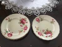4 Royal Swan Cream Colored Plates