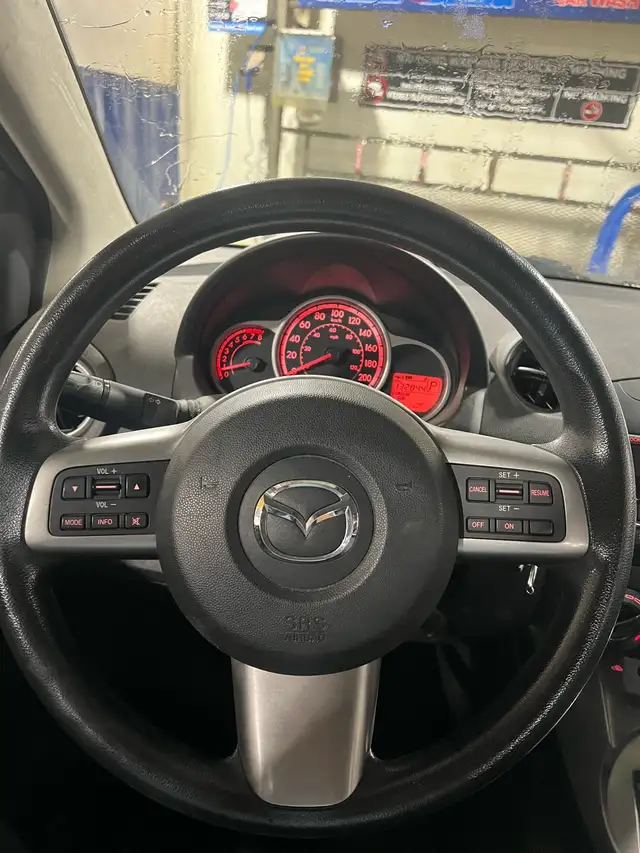 2013 Mazda 2510357322911590407