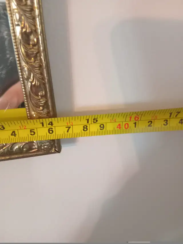Vintage Hollywood Regency Style Floral Gold Gilt Wall Mirror in Home Décor & Accents in Calgary - Image 7