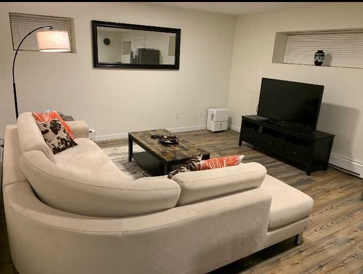 Room for rent in basement 5