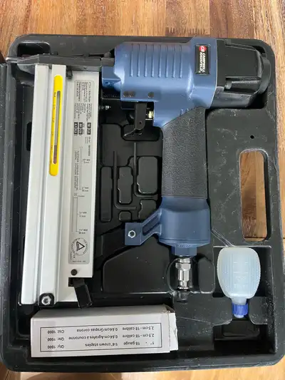 Campbell hausfeld Brad nailer/stapler, View more