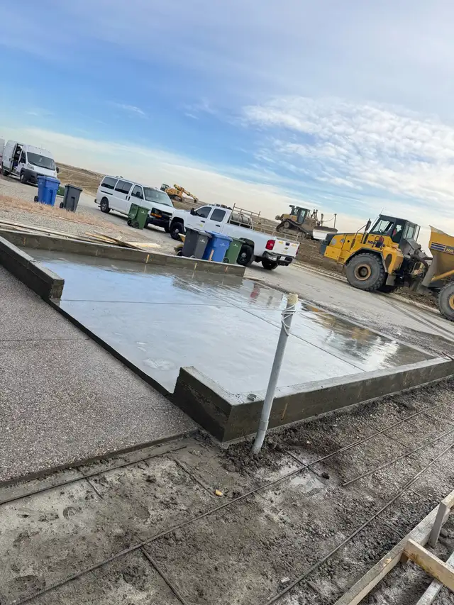 Full concrete64396544200194120