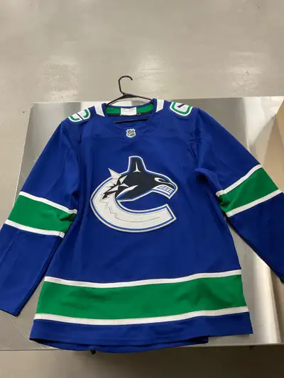 Vancouver Canucks hockey jerseys, View more