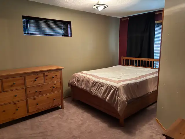 5 bedrooms fully furnished house in Long Term Rentals in Calgary - Image 15