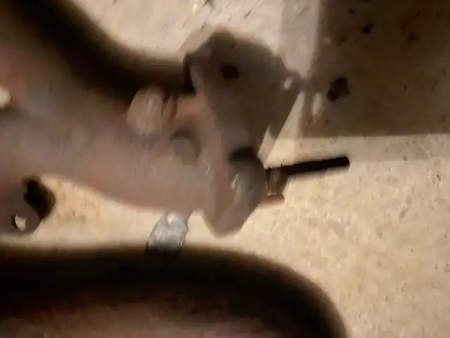 Exhaust Manifolds - Silverado or Sierra in Engine & Engine Parts in City of Toronto - Image 5