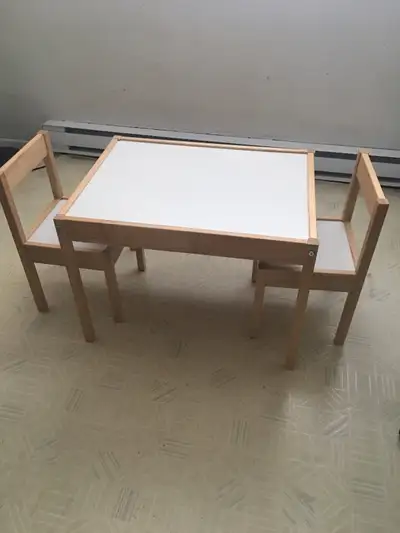 petite table en bois pour enfant , View more