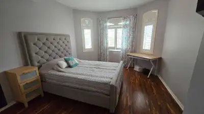 1 bedroom / private Washroom prime location