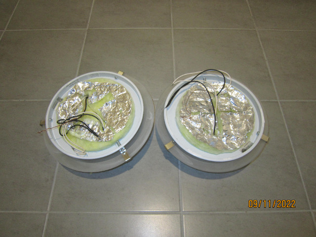 2 flushmount ceiling lamps with frosted alabaster glass shade. in Indoor Lighting & Fans in Ottawa - Image 2