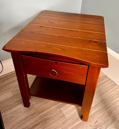 Table de chevet en bois, View more